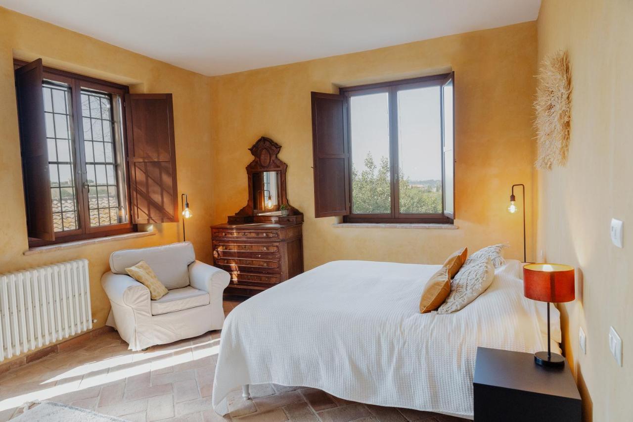 Agriturismo Qui Voglio Monte Roberto Zewnętrze zdjęcie