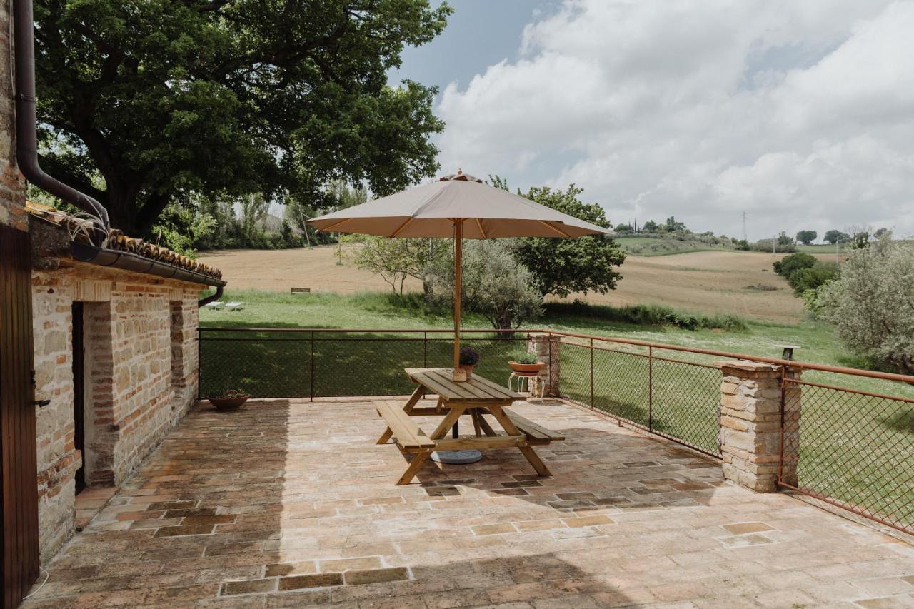 Agriturismo Qui Voglio Monte Roberto Zewnętrze zdjęcie
